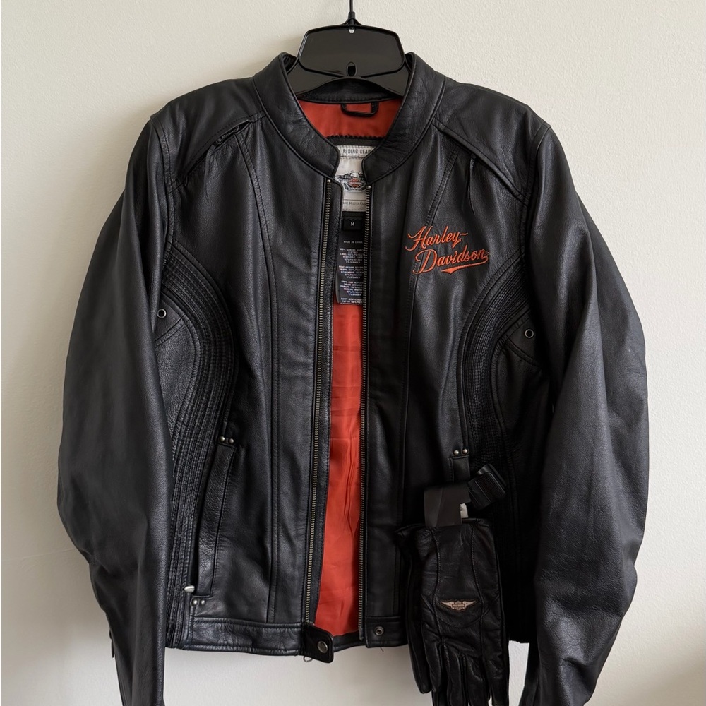 Harley-Davidson Women's Leather Jacket & Leather Gloves